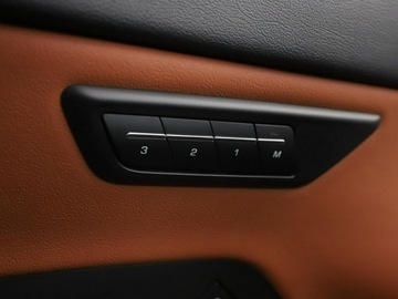 Jaguar E-Pace SUV 2.0 i4D 150KM 2018 Jaguar E-Pace AWD Automat Navi Skóra Czujniki, zdjęcie 35