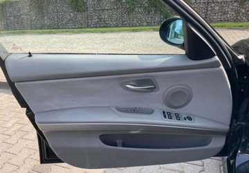 BMW Seria 3 E90-91-92-93 Limuzyna E90 318i 129KM 2006 BMW Seria 3 BMW Seria 3 318i 2.0 Benzyna 129KM, zdjęcie 29