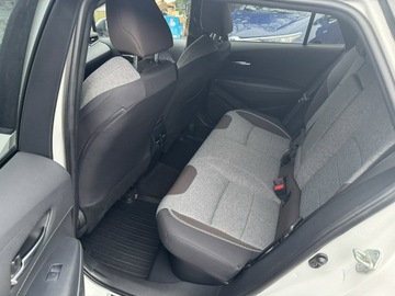 Toyota Corolla XII TS Kombi 2.0 Hybrid Dynamic Force 184KM 2021 Toyota Corolla 2.0HSD184KM TREK Full Led El. klapa, zdjęcie 15