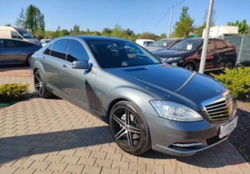 Mercedes Klasa S W221 Limuzyna Facelifting 400 HYBRID 299KM 2009 Mercedes-Benz Klasa S Zadbany DOINWESTOWANY 300KM Zobacz 3.5 Hybryda, zdjęcie 9