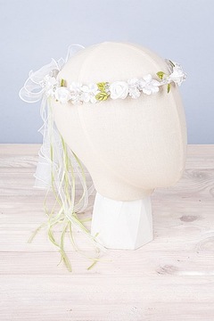 ВЕНОК С ЦВЕТАМИ И КРИСТАЛЛАМИ