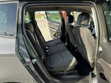 Opel Zafira C Tourer 2.0 CDTI ECOTEC 165KM 2015 Opel Zafira Climatronic Grzane Fotele Czujniki Nav, zdjęcie 11