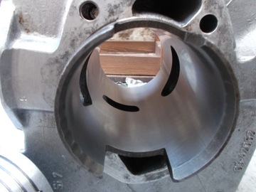 МЗ ТС 250, 250/1. ЦИЛИНДР DDR, ПОРШЕНЬ БЕЗ ХОДА