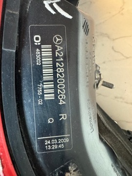 MERCEDES E TŘÍDA W212 LED SEDAN SVĚTLO ZADNÍ PRAVÁ EVROPA ORIGINÁLNÍ