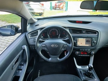 Kia Ceed II Hatchback 5d Facelifting 1.4 DOHC 100KM 2015 Kia Cee&#039;d Bezwypadkowy, kompletna dokumentacja, zdjęcie 12