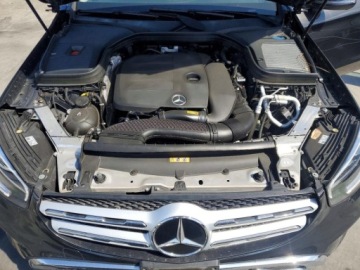 Mercedes GLC C254/X254 2022 Mercedes-Benz GLC 300 2022 2.0 Benzyna 255KM, zdjęcie 6