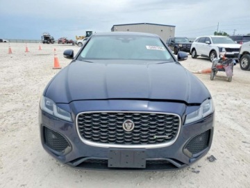 Jaguar XF II 2022 Jaguar XF R-Dynamic Se 2022 2.0 Benzyna 296KM, zdjęcie 5