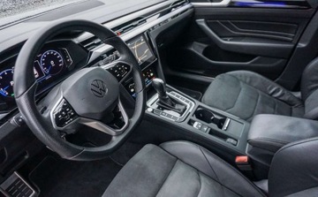 Volkswagen Arteon Fastback Facelifting 2.0 TSI 190KM 2021 Volkswagen Arteon R-Line Shooting Brake2,0 TSI 190 KM 2.0 Benzyna 190KM, zdjęcie 8