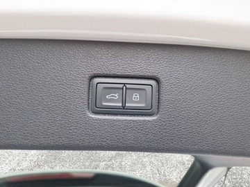 Audi Q7 II SUV Facelifting  3.0 55 TFSI 340KM 2022 Audi Q7 HAK Matrix 7 os. Wentylacja 3.0 Benzyna 340KM, zdjęcie 35