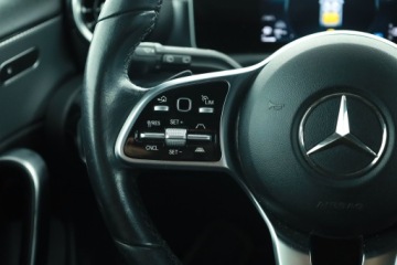 Mercedes Klasa A W177/V177 Hatchback 2.0 220 190KM 2020 Mercedes A A 220 4MATIC, Salon Polska, 4X4, zdjęcie 17
