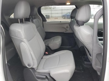 Toyota Sienna III 2023 Toyota Sienna 2023 Toyota Sienna XLE 2.5 Hybryda 245KM, zdjęcie 11