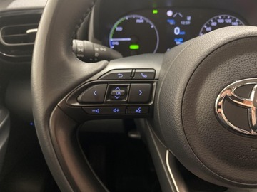 Toyota Yaris IV Hatchback 1.5 Hybrid Dynamic Force 116KM 2020 Toyota Yaris Hybrid 1.5 Active IV (2020-) Toyota Y, zdjęcie 12