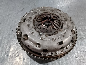 KOLO DVOUHMOTNÉ KOMPLETNÍ MAZDA 5 ( 05-10 ) 125012610 2.0 D RF7