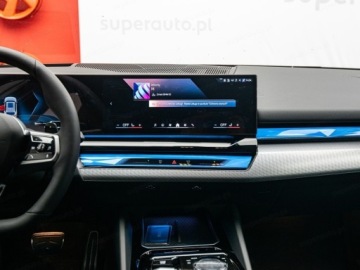 BMW Seria 5 G90-91 2025 BMW Seria 5 540d xDrive Sport Sedan 3.0 (303KM) 2025, zdjęcie 11