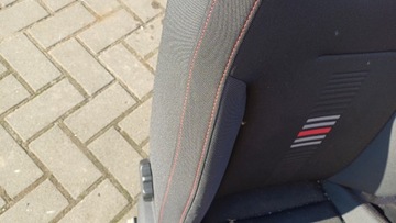 SEAT ARONA FR SEDADLO PRAVÝ PŘEDNÍ