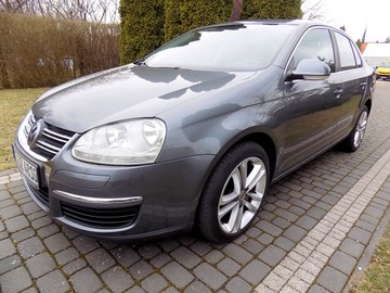 Volkswagen Jetta VI 2007 VOLKSWAGEN JETTA V 1,6 FSI 115 KM 184 TYŚ. KM, zdjęcie 3