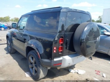 Land Rover Defender IV (L663) 2025 Land Rover Defender 90 P300 S 2025 2.0l 2.0 Benzyna 296KM, zdjęcie 2