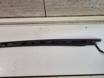 НАКЛАДКА ПЕРЕДНЕГО ОКНА СПРАВА, CITROEN C4 I