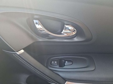 Renault Kadjar Crossover 1.2 Energy TCe 130KM 2017 Renault Kadjar Renault Kadjar 1.2, polski salon, 1.2 Benzyna 130KM, zdjęcie 24