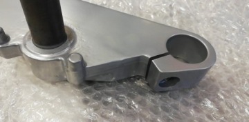 СТОЙКА РУЛЕВОЙ КОЛОНКИ GILLERA DNA 50 125 180
