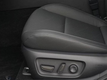 Toyota Camry IX 2025 Od ręki - Comfort 2.5 Hybrid Dynamic Force 231KM | Tempomat adaptacyjny!, zdjęcie 3