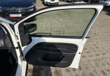 Volkswagen up! Hatchback 5d 1.0 MPI 60KM 2015 Volkswagen up Volkswagen up Benzyna 60KM, zdjęcie 19