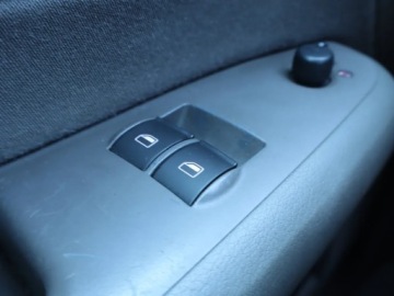 Audi A4 B6 Avant 1.8 T 163KM 2003 Audi A4 1.8 T, Automat, Klima, Klimatronic,ALU, zdjęcie 14