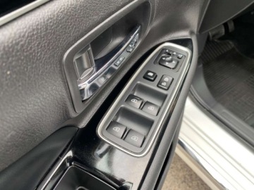 Mitsubishi Outlander III SUV PHEV Facelifting 2020 2.4 PHEV 224KM 2021 Mitsubishi Outlander HYBRYDA PHEV AUTOMAT NAWIGACJA LEDY KAMERA SKORY 4X4, zdjęcie 11