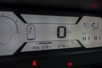 Citroen C4 Spacetourer Van 1.5 BlueHDi 131KM 2019 Citroen C4 SpaceTourer Fv 23%*7 osób*Nowy, zdjęcie 17