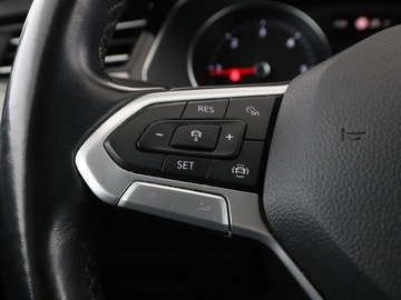 Volkswagen Passat B8 Variant 2.0 TDI BlueMotion SCR 150KM 2019 Volkswagen Passat lift LED navi klima auto, zdjęcie 31