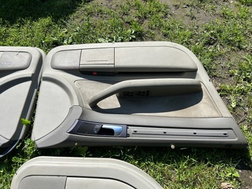 ОБИВКА, СТОРОНЫ АЛЬКАНТАРА, РОЛЛОННЫЕ ШТОРЫ, ДВЕРНЫЕ ОКНА, AUDI A6 C5 COMBI