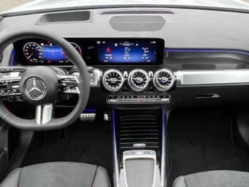 Mercedes GLB SUV 1.3 200 163KM 2025 MERCEDES-BENZ GLB 200 AMG Line Suv 1.3 (163KM) 2025, zdjęcie 4