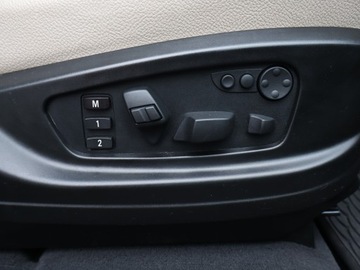 BMW X5 E70 SUV Facelifting xDrive40d 306KM 2012 BMW X5 xDrive40d, Salon Polska, 301 KM, 4X4, zdjęcie 19