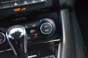 Infiniti Q30 1.6T 122KM 2016 JAK NOWE 1.6B SERWIS NAVI GRZ.FOTELE LED KAMERA 360C SKÓRA+ALCANTARA GWAR, zdjęcie 32