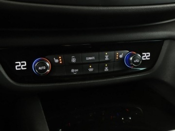 Opel Insignia I Sports Tourer Facelifting 2.0 CDTI Ecotec 170KM 2017 Opel Insignia 2.0D 4x4 Country Tourer Navi, zdjęcie 28