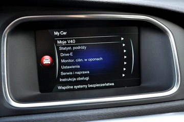 Volvo V40 II Hatchback 2.0 D2 DRIVE-E 120KM 2015 Volvo V40 R-Design Xenon Ledy Digital Alcantara, zdjęcie 35
