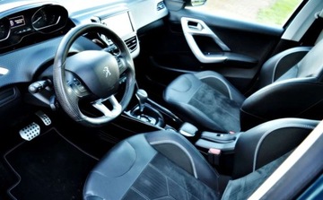 Peugeot 2008 I SUV Facelifting 1.2 PureTech 110KM 2016 Peugeot 2008 Automat, Panorama, Kamera cofania, Nowy rozrzad 1.2 Benzyna, zdjęcie 24
