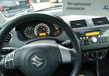 Suzuki Swift III 1999 Suzuki Swift Suzuki Swift 1.3 Benzyna 92KM, zdjęcie 15