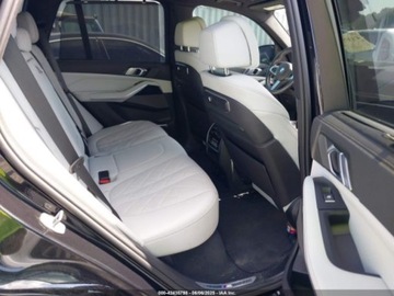 BMW X5 G05 2024 BMW X5 xDrive40I 2024 3.0l 3.0 Benzyna 375KM, zdjęcie 12