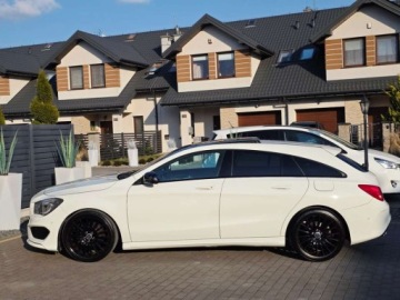 Mercedes CLA C117 Shooting Brake Facelifting 1.5 180 d 109KM 2017 Mercedes-Benz CLA AMG Line___BiXenon LED Skora Alcantara Kamera Panorama A, zdjęcie 12
