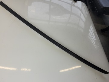 LIŠTA SPODNÍ PRAVÁ OKNO PŘEDNÍ TOYOTA CAMRY 2017- 75535-33030