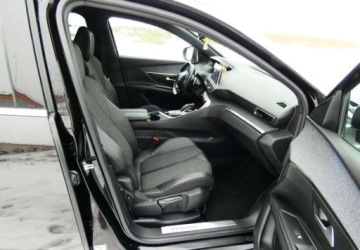 Peugeot 5008 II Crossover 1.6 THP 180KM 2019 Peugeot 5008 Peugeot 5008 1.6 PureTech GT Line SampS EAT8 1.6 Benzyna, zdjęcie 18