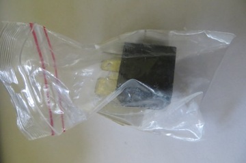 РЕЛЕ ТОПЛИВНОГО НАСОСА VW 100 7MO951253A OE