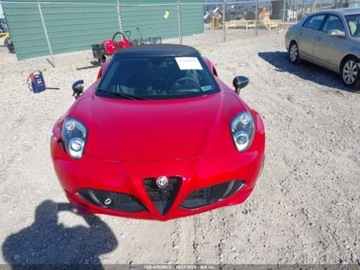 Alfa Romeo 4C 2016 Alfa Romeo 4C Spider 1.7 237KM 1.7 Benzyna 237KM, zdjęcie 10