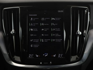 Volvo V60 II  Kombi 2.0 D4 190KM 2020 Volvo V60 2.0 D4 Automat AWD Momentum Pro Navi, zdjęcie 24