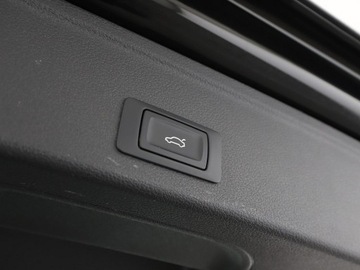 Audi A4 B9 Avant 2.0 TDI 190KM 2016 Audi A4 Avant Automat Navi Czujniki parkowania, zdjęcie 35