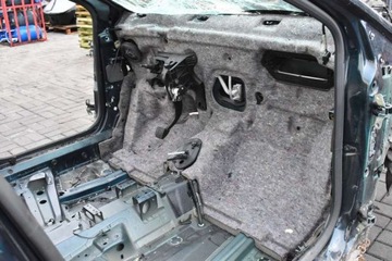 BLATNÍK LEVÝ PRAVÝ ZADNÍ OPEL ASTRA 5 V K KOMBI 17R