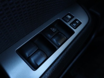 Nissan Tiida Sedan 1.6 i 110KM 2009 Nissan Tiida 1.6 i 16V, Klima, Klimatronic,ALU, zdjęcie 14