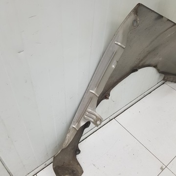 BLATNÍK LEVÝ PŘEDNÍ TOYOTA COROLLA VERSO