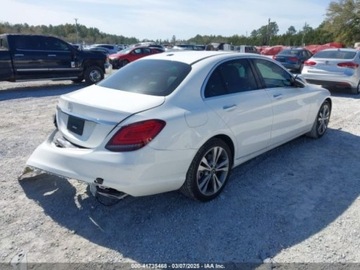 Mercedes Klasa C W206 2021 Mercedes-Benz Klasa C 2021r., C 300, od ubezpieczalni 2.0 Benzyna 255KM, zdjęcie 6